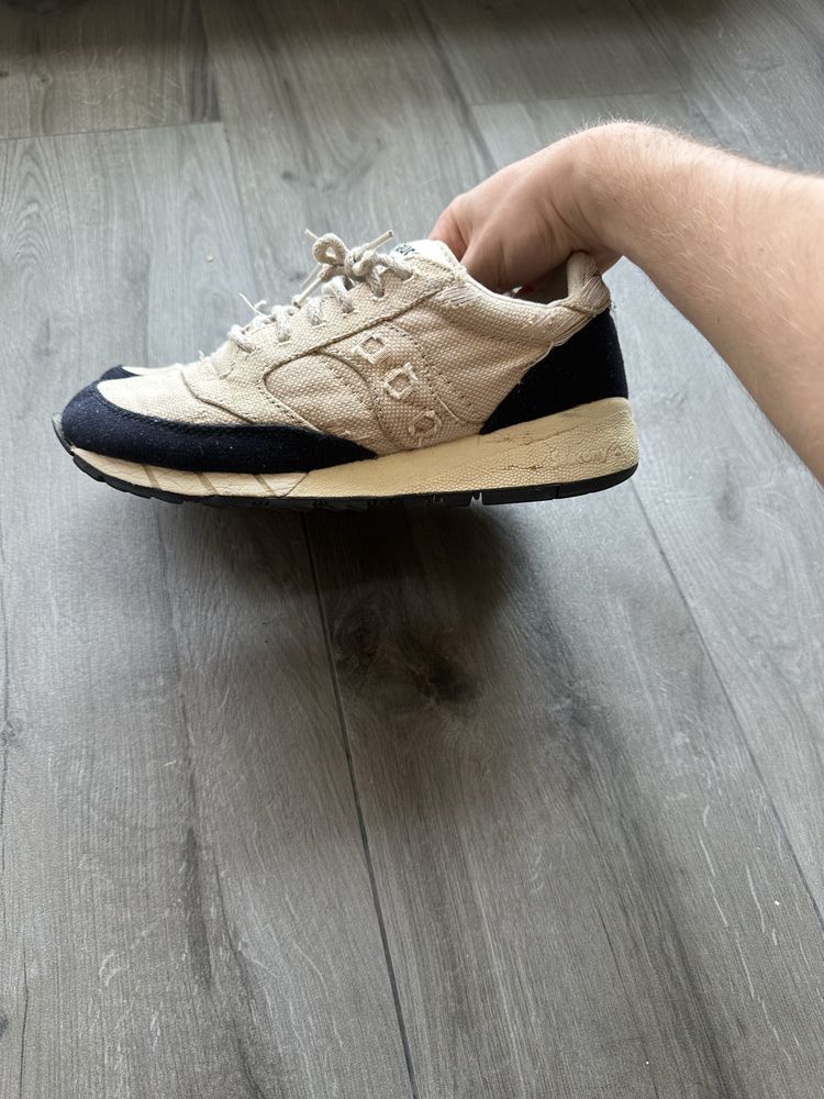 Saucony Jazz.