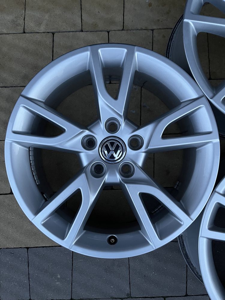 Диски R17 5x112 Et33 6.5J. Volkswagen Passat Tiguan Audi Q3