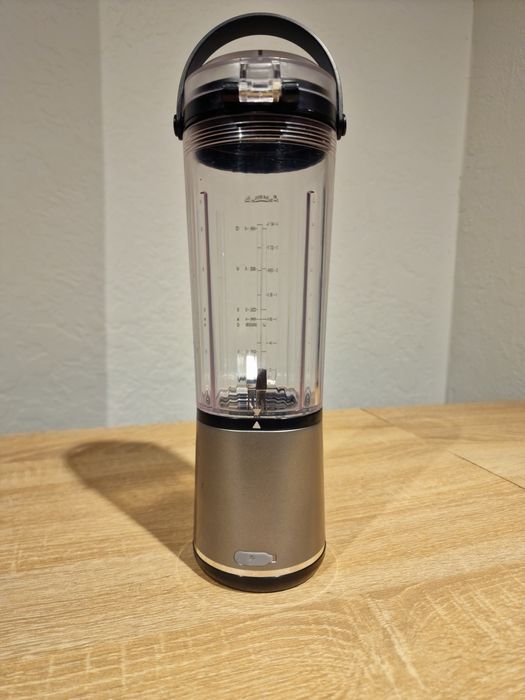 Акумуляторний портативний блендер Ninja Blast BC151EUBK