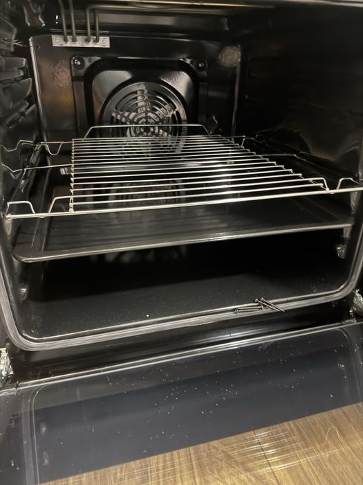 Piekarnik Amica TES38119B