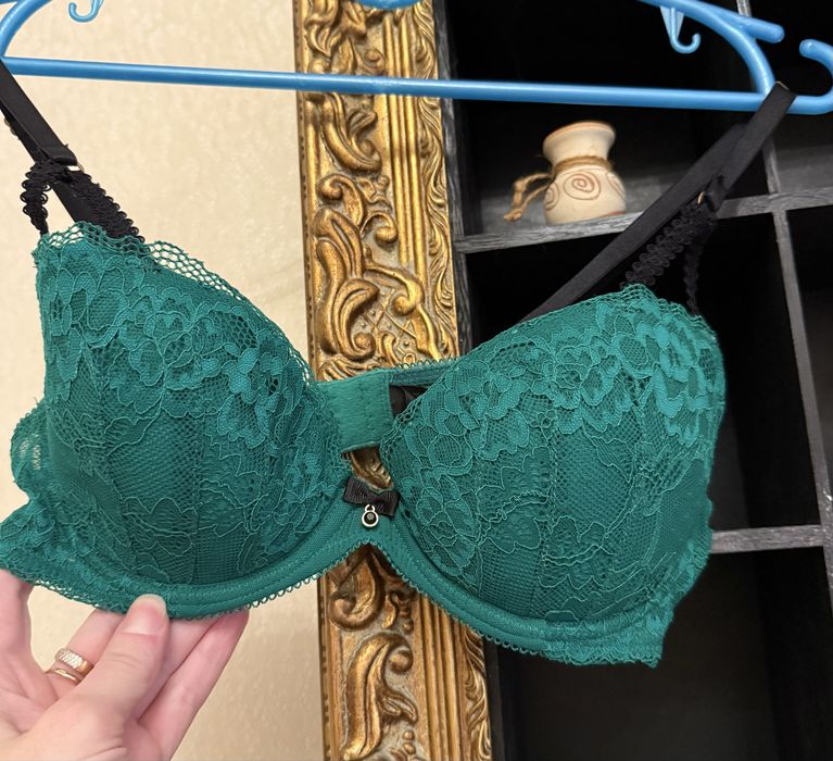 Бюстгалтер