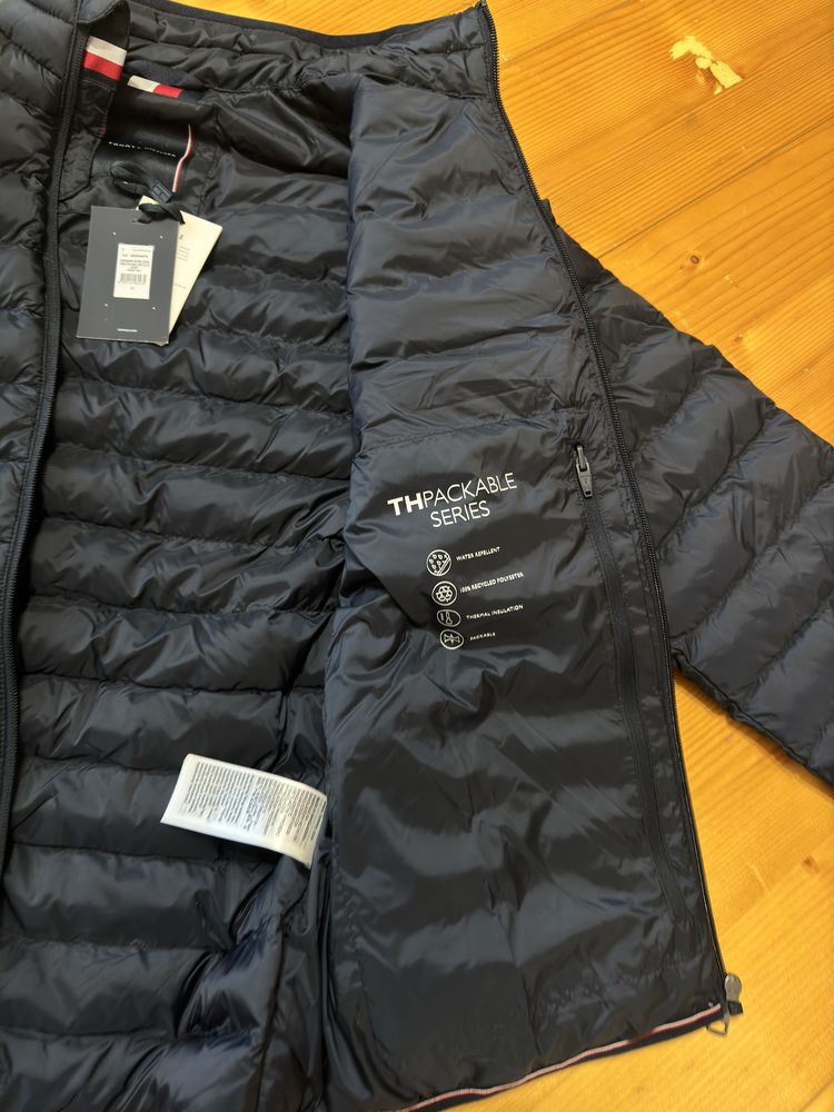 Оригінал! Нова! Демісезонна  M Tommy Hilfiger Core Packable Jacket