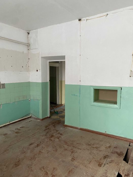 Комерційне приміщення 128м2 + гараж. 16 кВт, газ, вода. Ділянка 26 сот