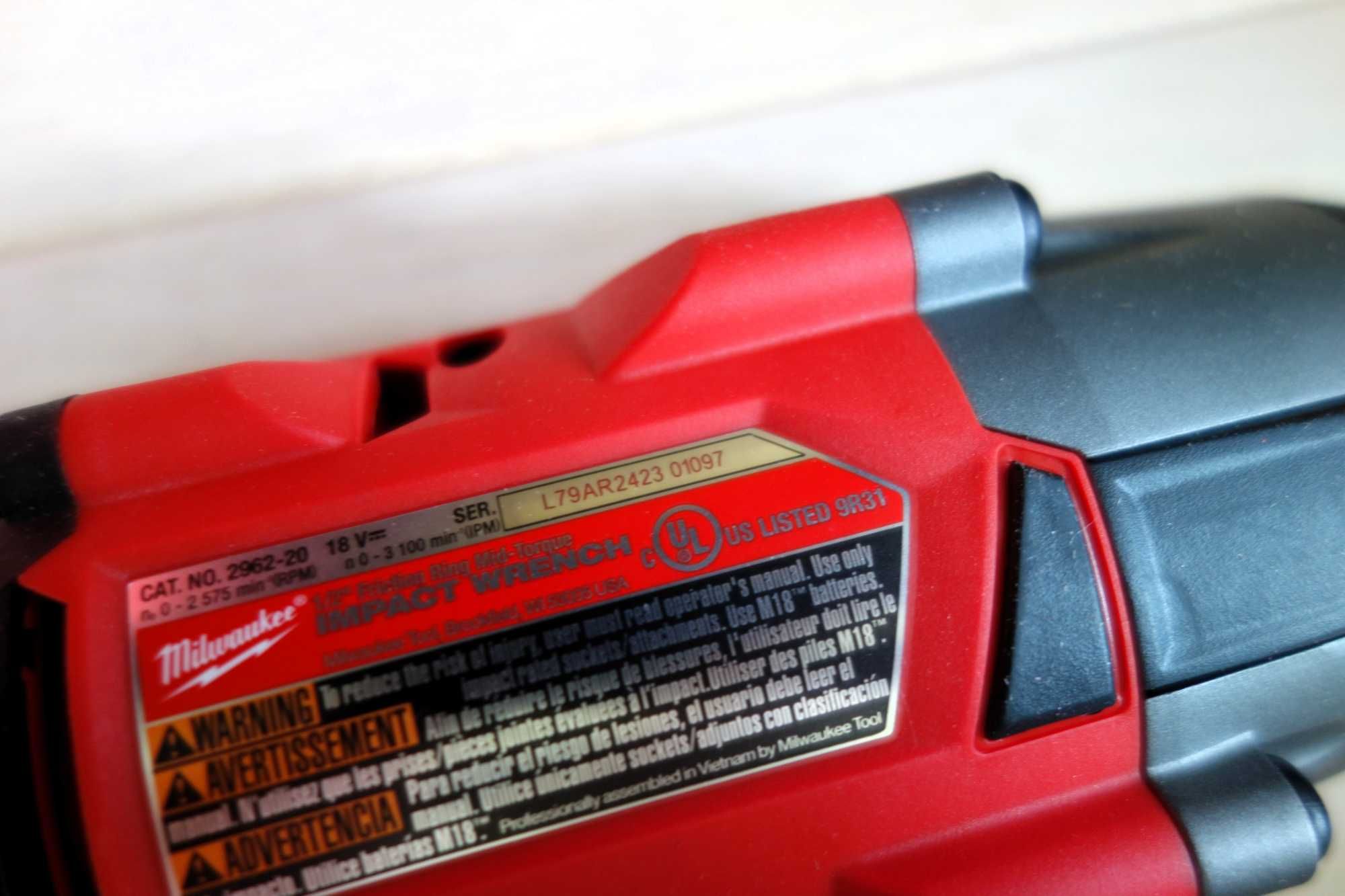Klucz udar. 1/2'' Milwaukee M18™ FUEL™ 881Nm FMTIW2F12 / 2962-20 (USA)