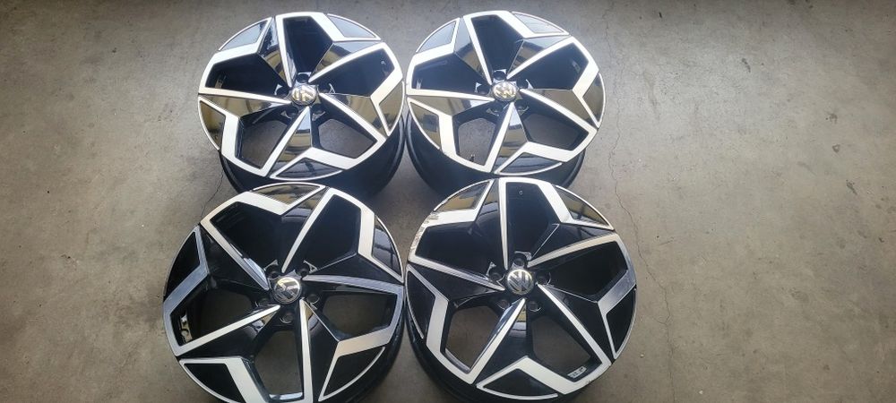 Oryginalne felgi VW 19  5x112 polecam