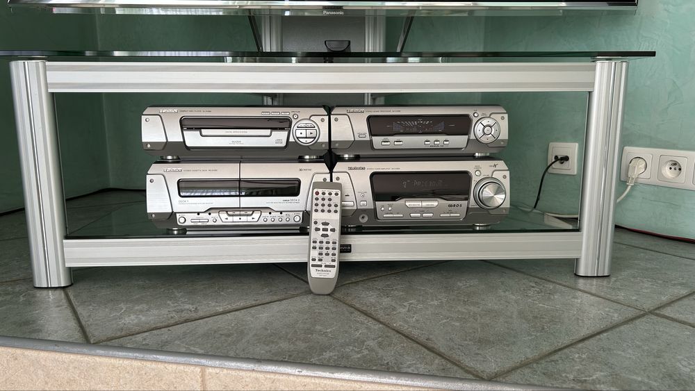 Wieża Technics EH-590 super sprawna