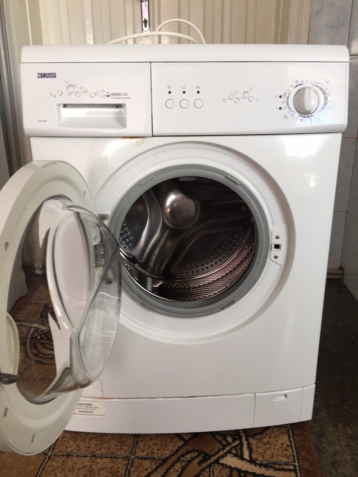 Продам пральна машина автомат ZANUSSI zws 185 w, мало експлуатувалася,