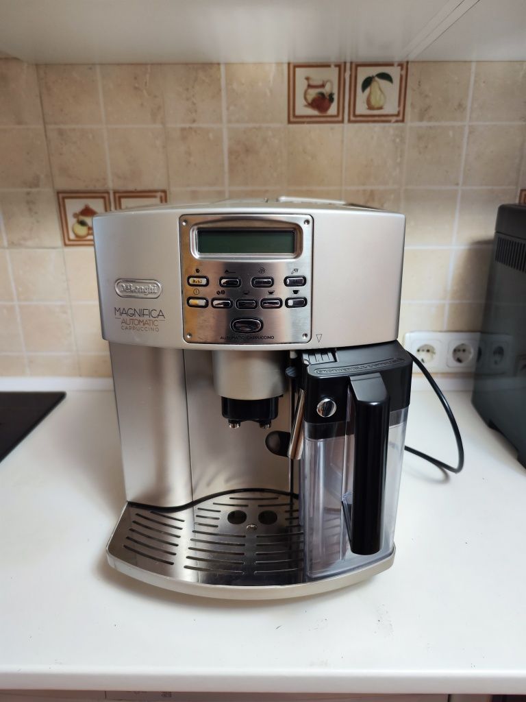 Кофемашина Delonghi Saeco разные модели