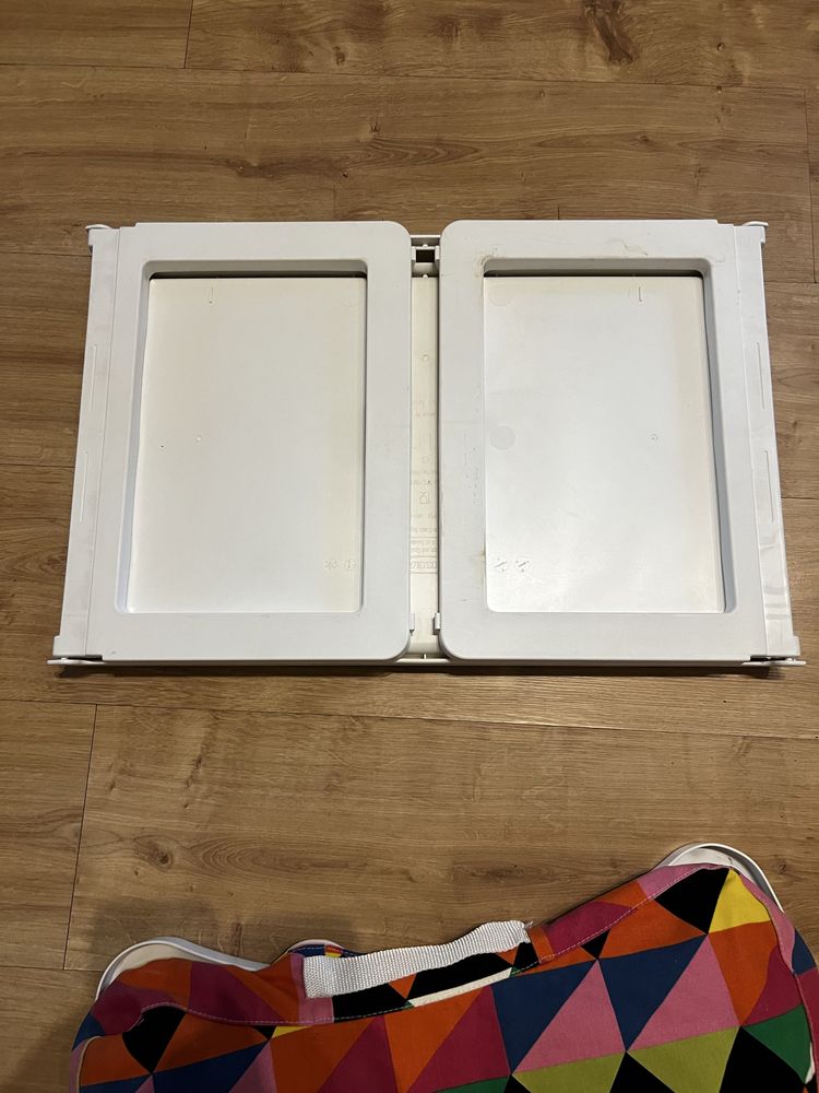 Stolik łóżkowy ikea plastikowy