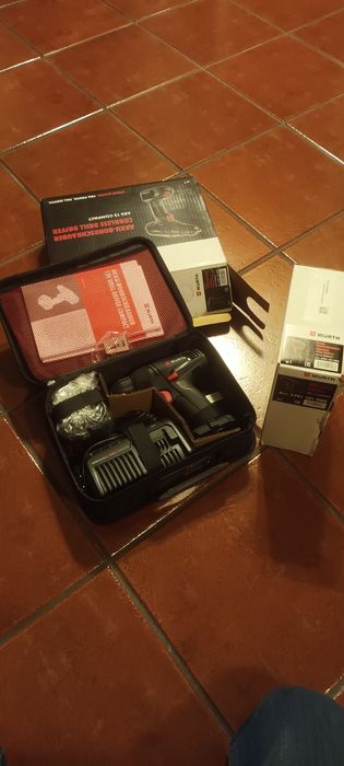 Conjunto Berbequim a bateria ABS 12 Compact M-Cube Wurth