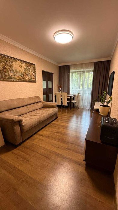 Продаж 3-кімнатної квартири