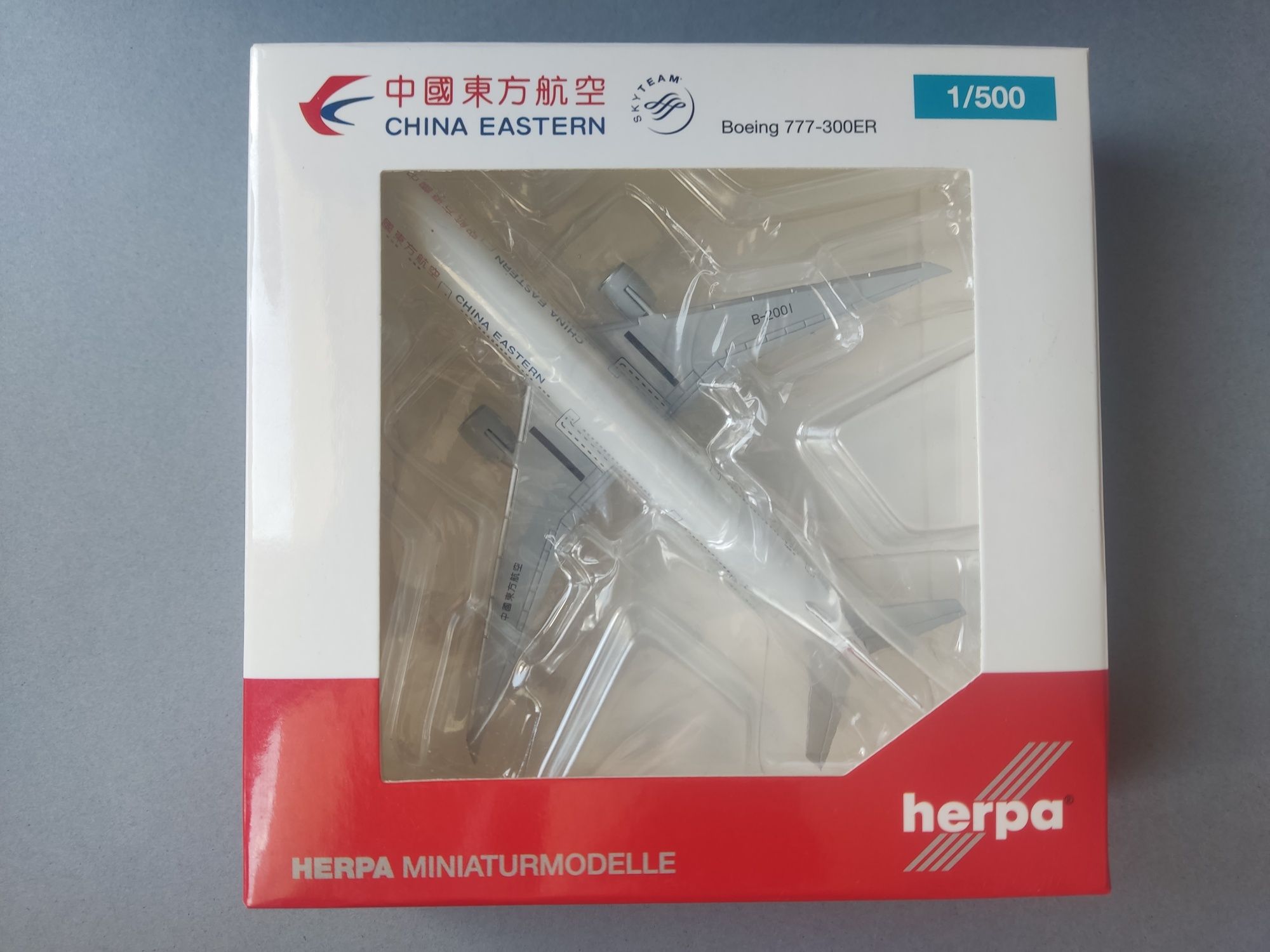 Herpa Boeing 777-300er China Easter Airlines