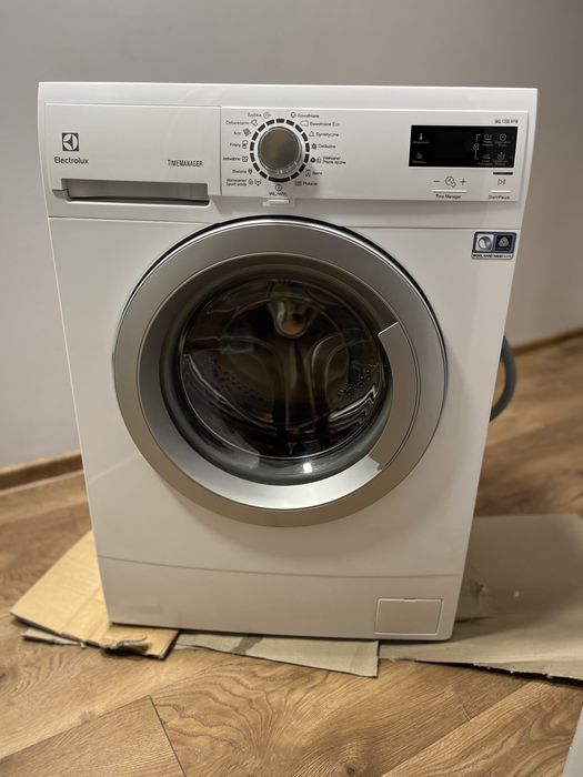 Pralka Electrolux EWS11266SDU