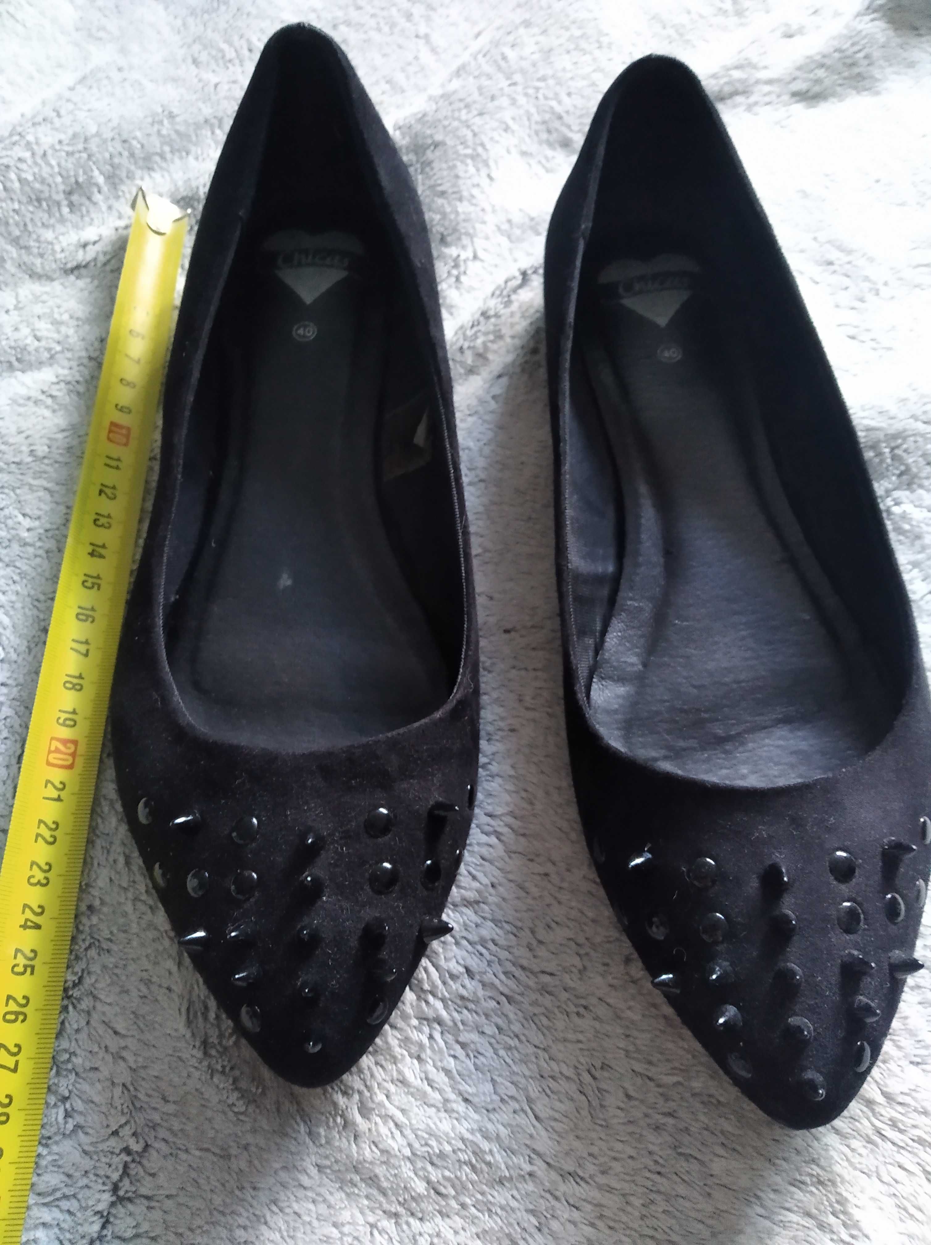 Czarne buty z ćwiekami, rozmiar 40 nieużywane