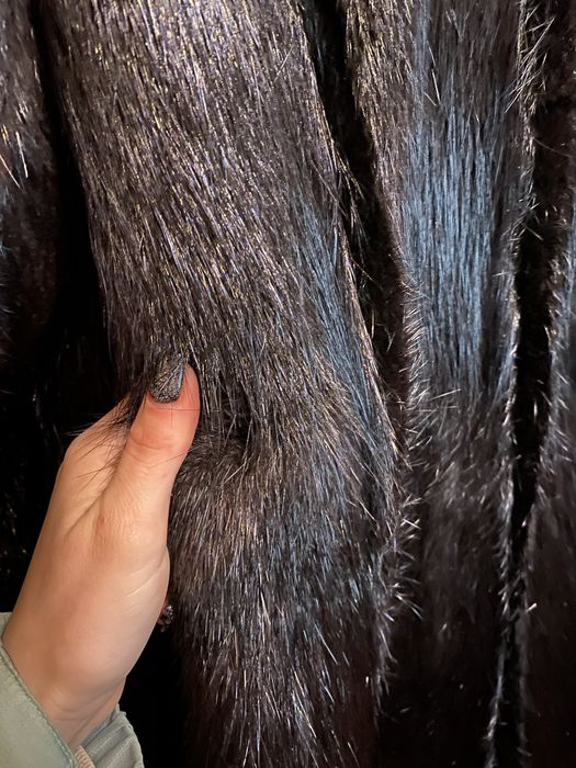 Шуба із нутрії.