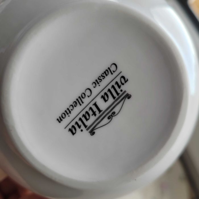 Villa Italia porcelanowy dzbanek do herbaty ze spodkiem