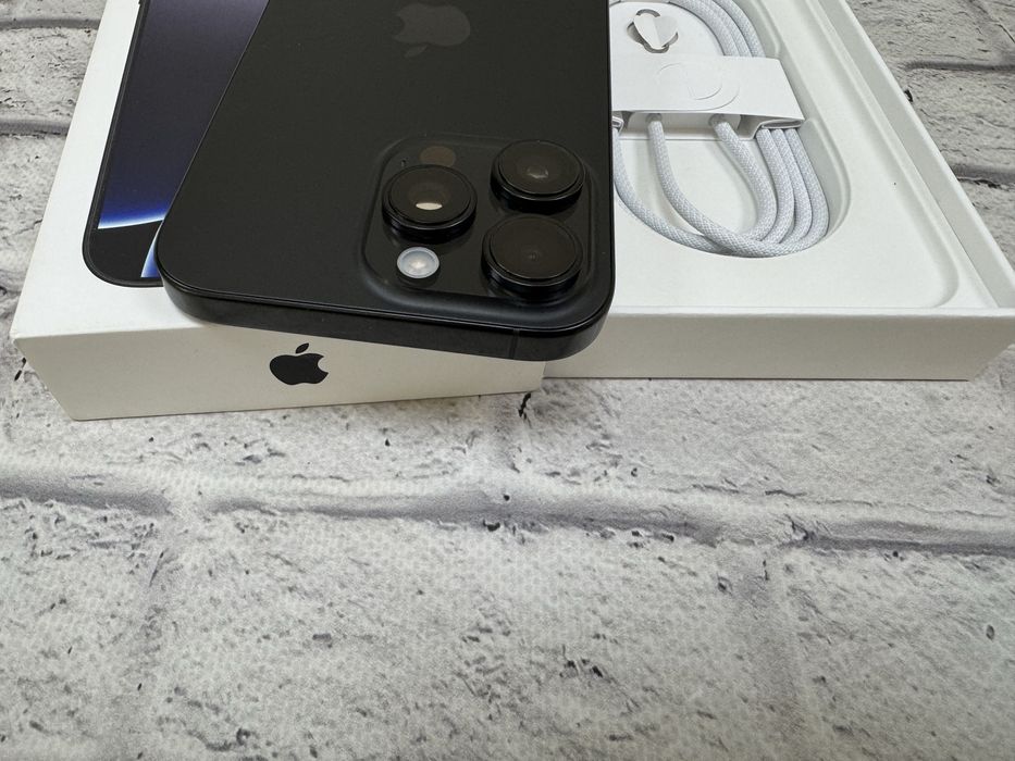 New Iphone 16 Pro Max 256gb neverlock Black Titanium Global 1340$