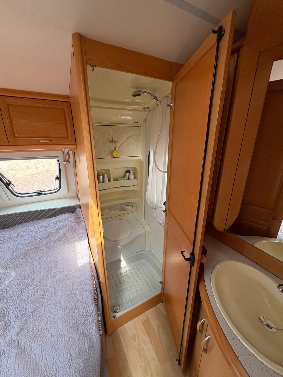 Przyczepa kempingowa Hobby Prestige KMFE 650