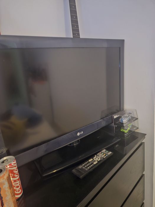 Vendo televisão LG