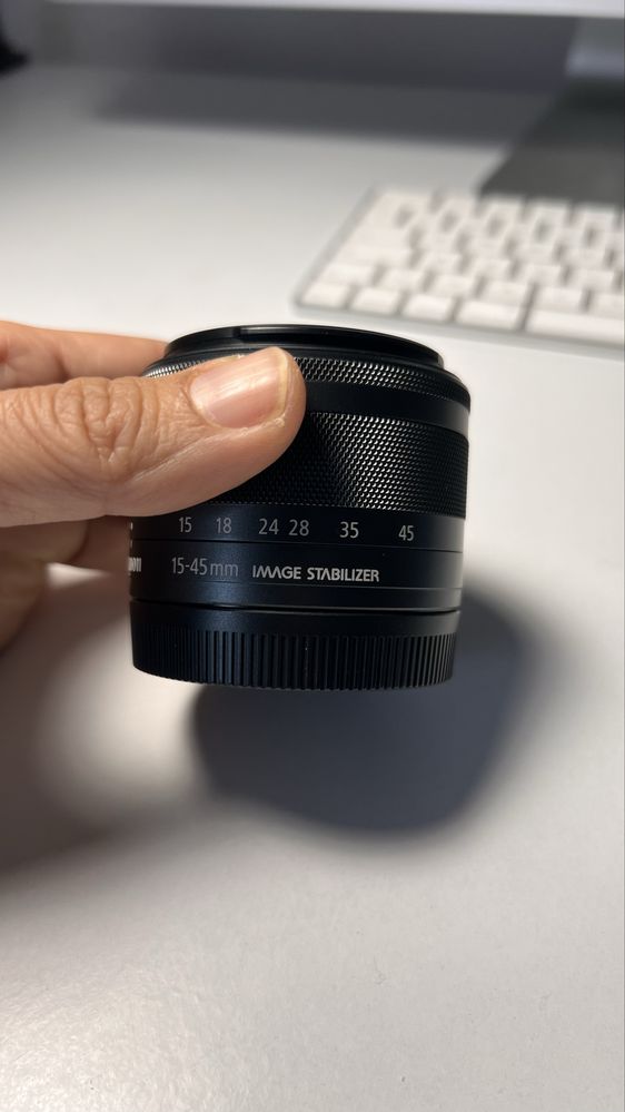 Lente Canon EF M 15-45