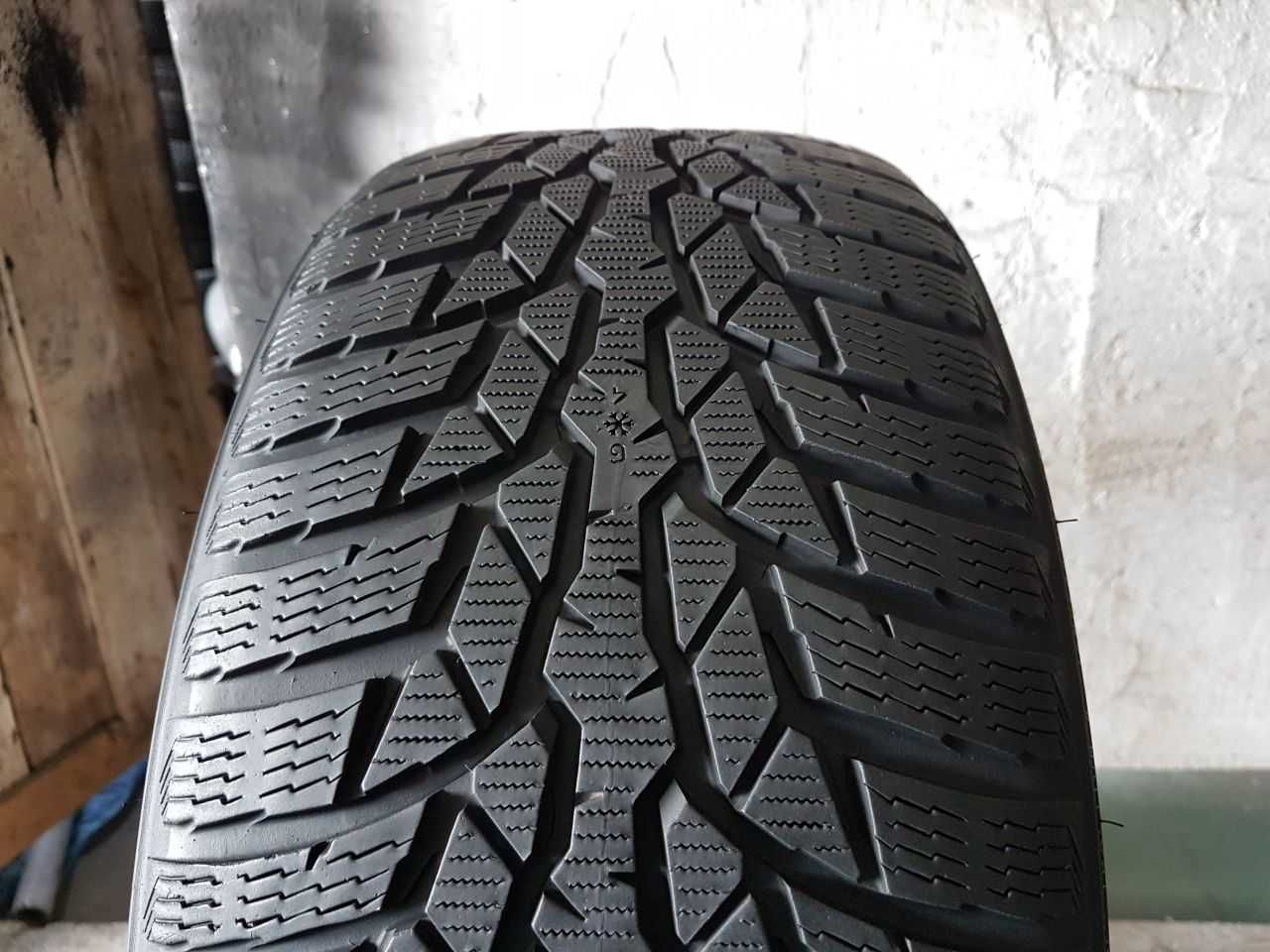 Opona pojedynka zimowa 225/45R17 7mm Nokian WR D4