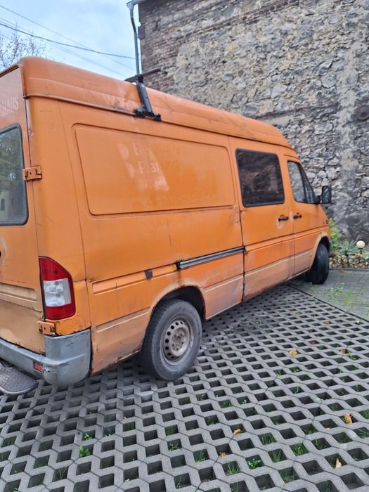 Sprzedam samochód mercedes