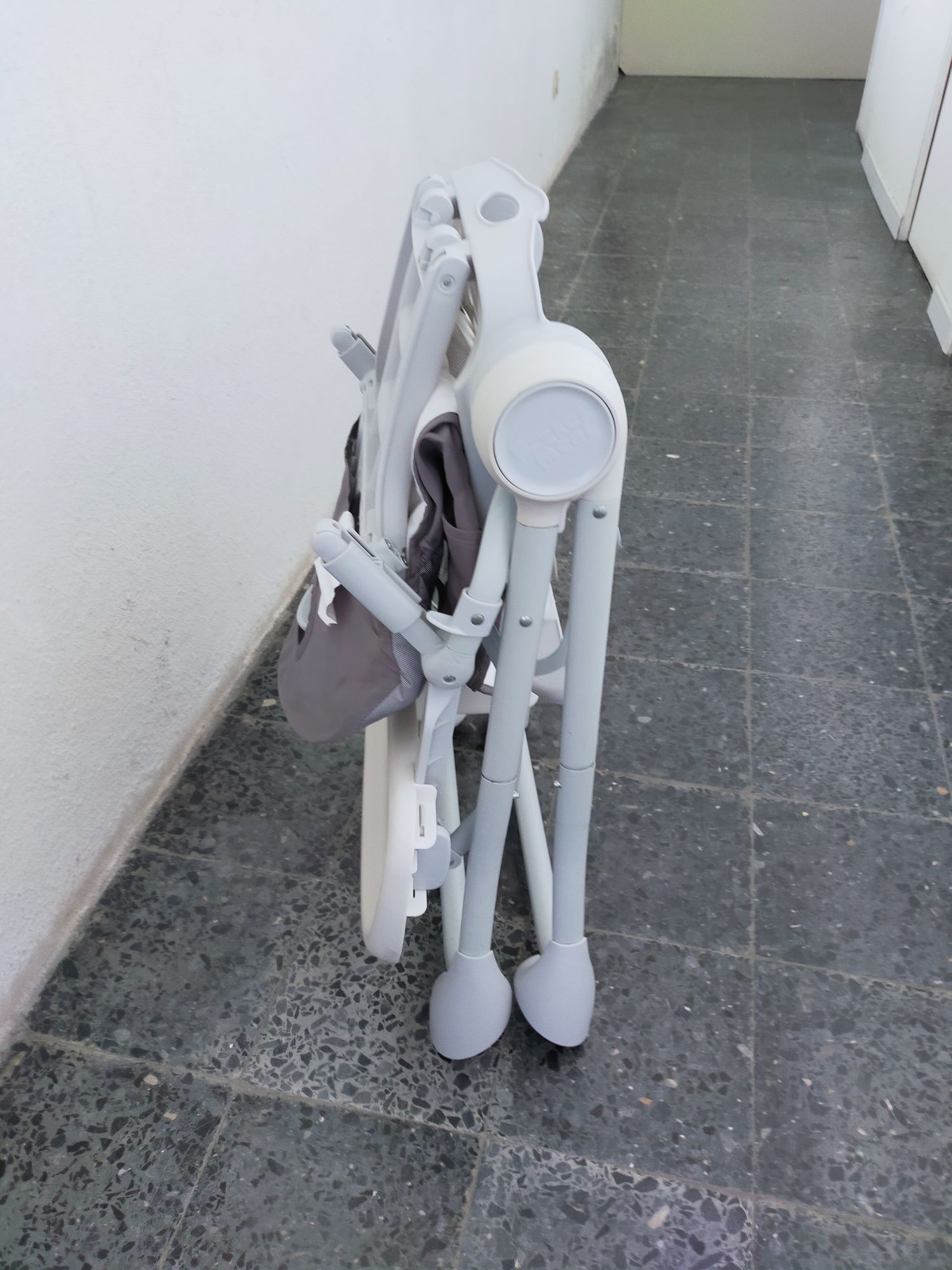 Chico, cadeira de refeição