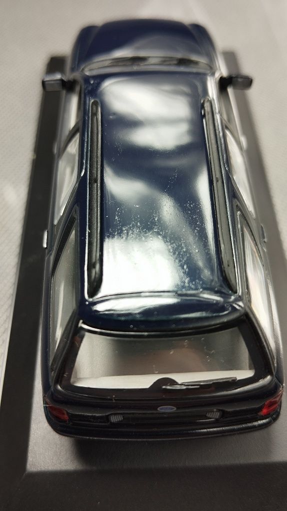 Ford Scorpio Break Minichamps 1:43 model, wada
