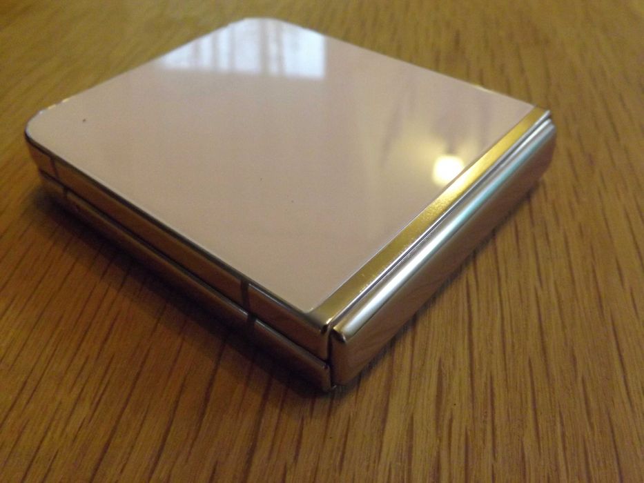 Samsung Galaxy Z Flip 5 256GB różowy nowy wyświetlacz !