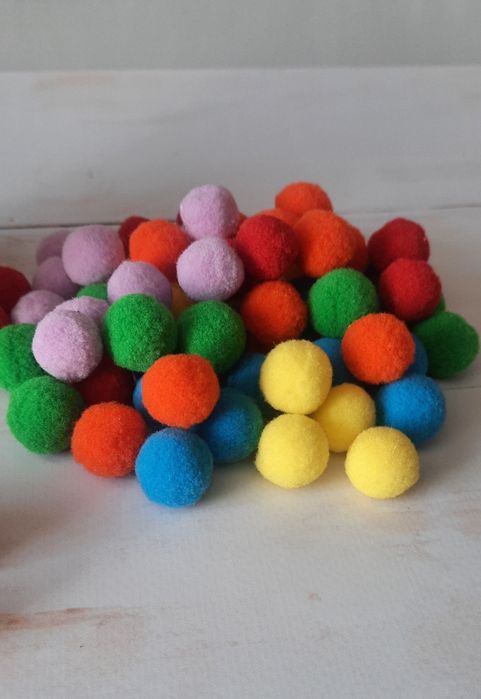 Набір сортер монтесорі, помпони, 18 м+