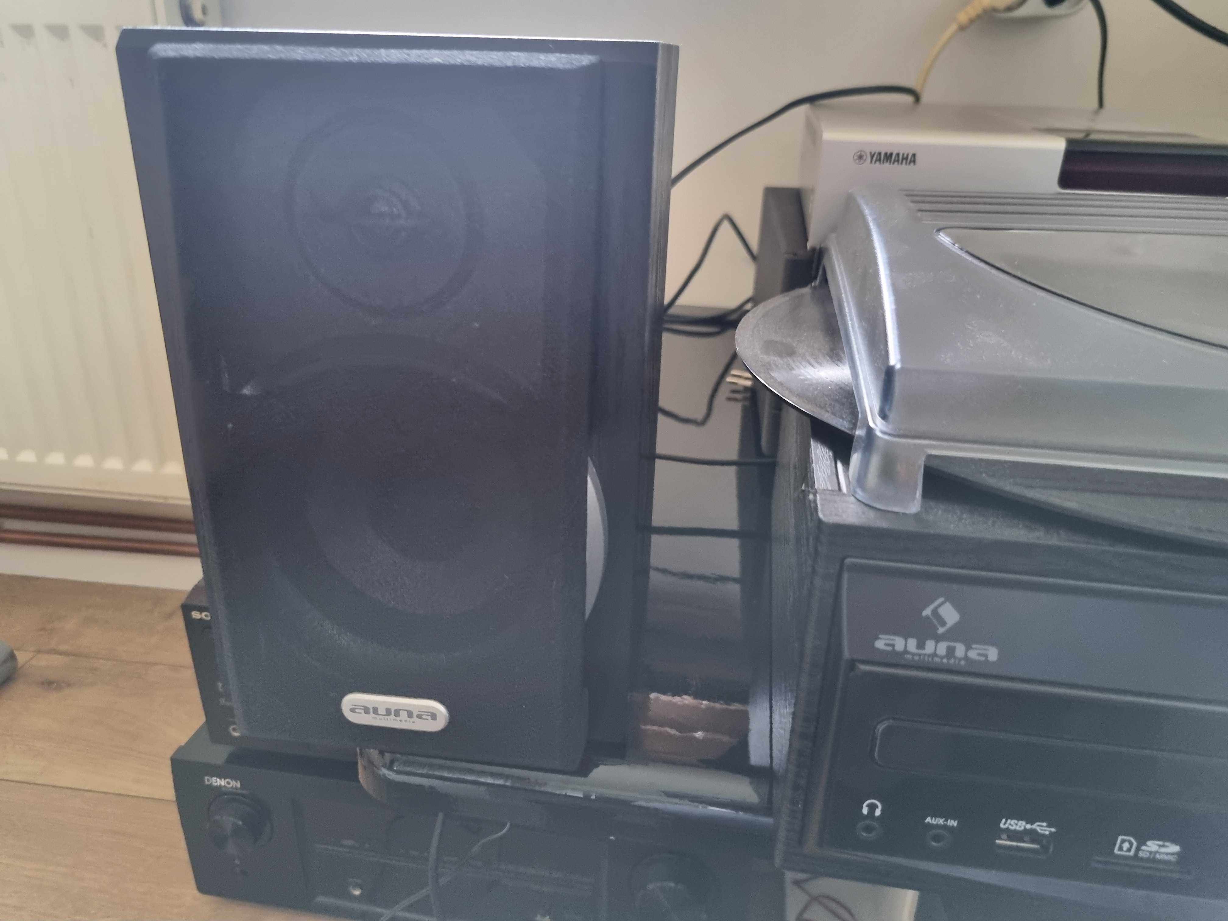 Gramofon Auna z kolumnami