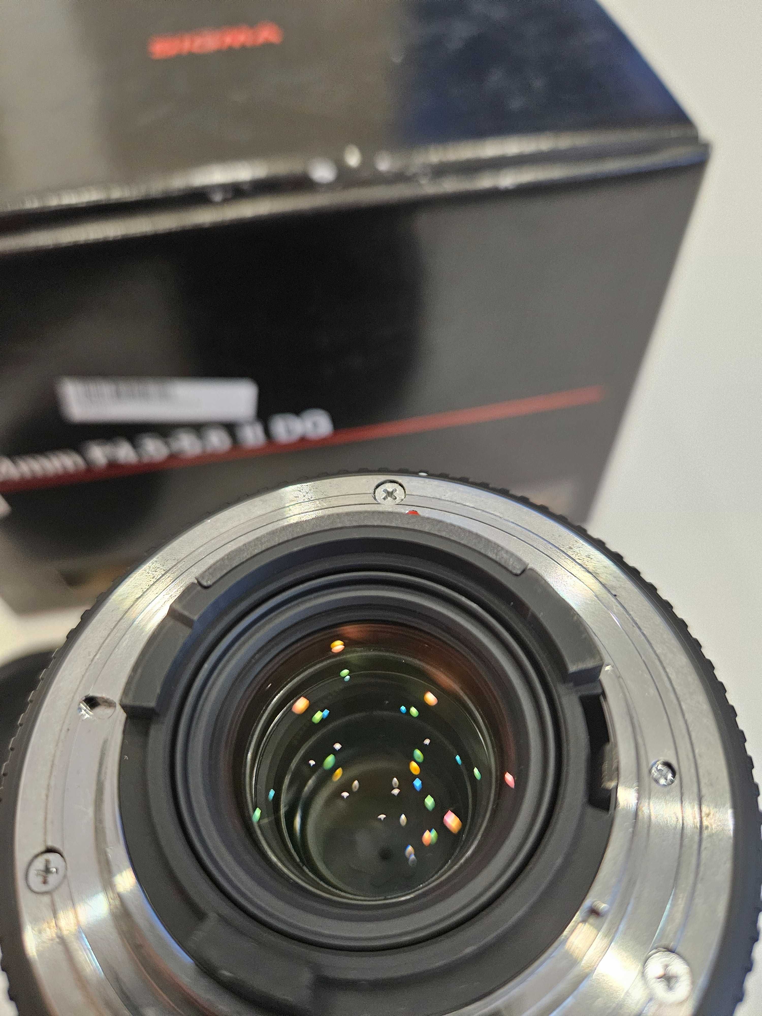 Objetiva Sigma 12-24mm F4.5-5.6ll DG Ultra grande angular para Nikon.