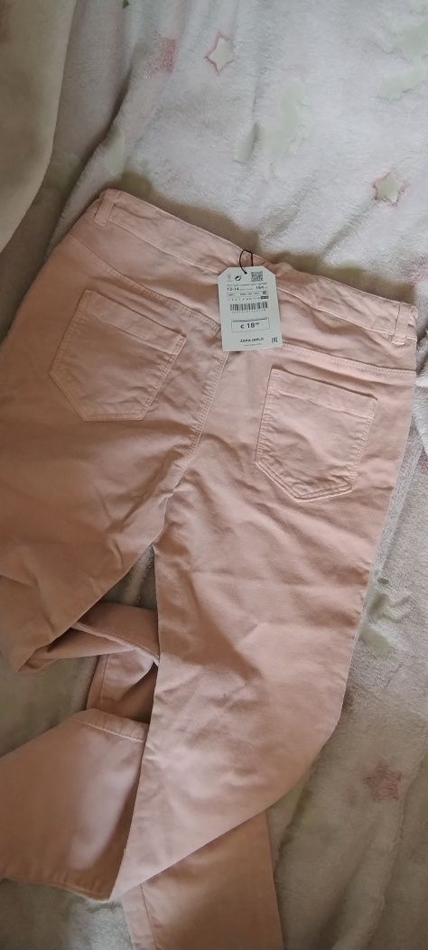 Spodnie dla dziewczynki nowe