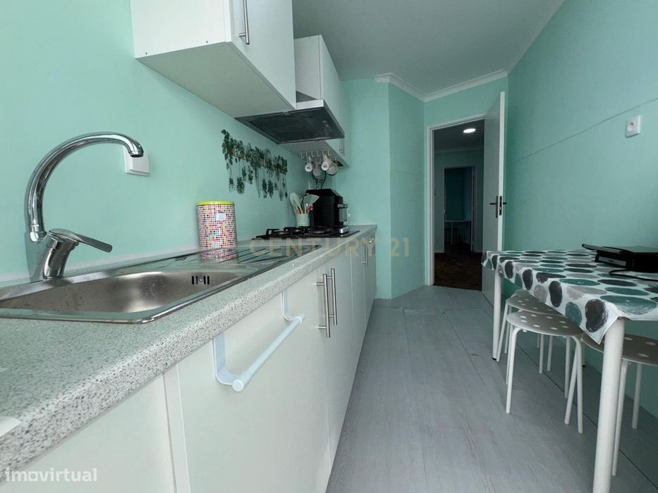 Apartamento T2 em Carnaxide, Oeiras - 1200€