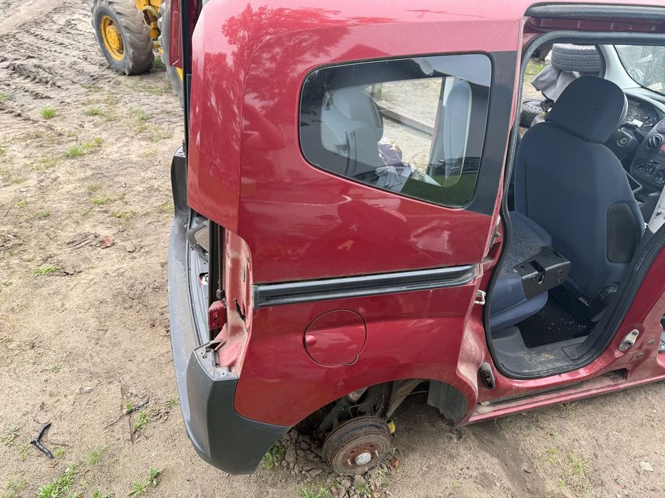 Błotnik tylny  cwiara prawy citroen nemo bipper