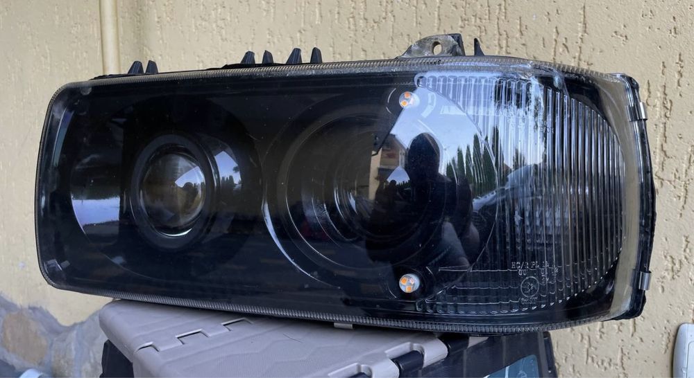 Ремонт, реставрація, встановлення лінз в фури, вантажівки, автобуси