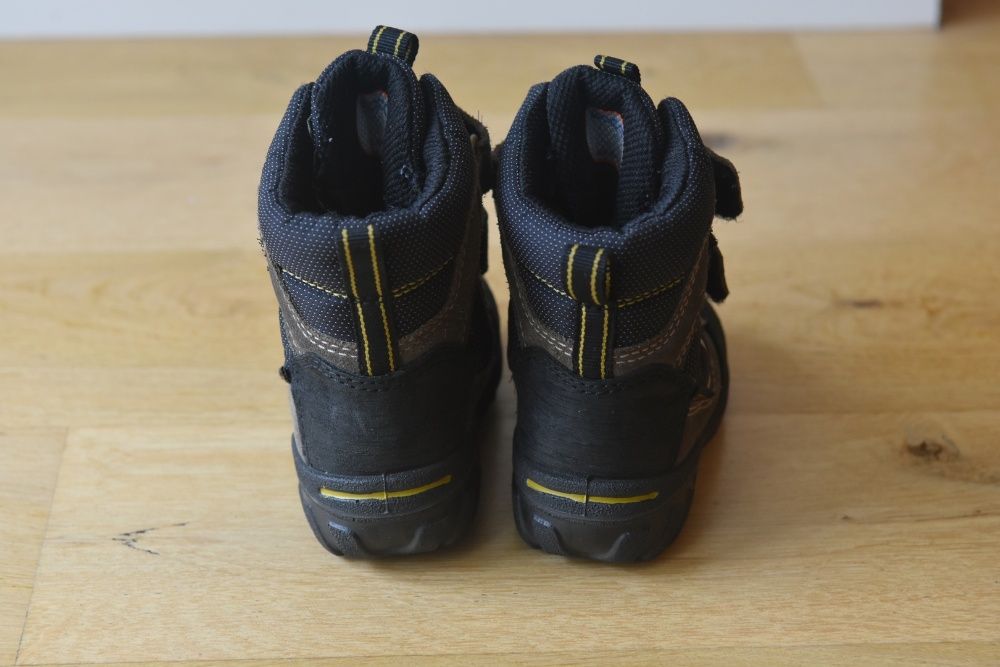 Dziecięce buty ECCO zimowe w idealnym stanie (rozmiar 20)