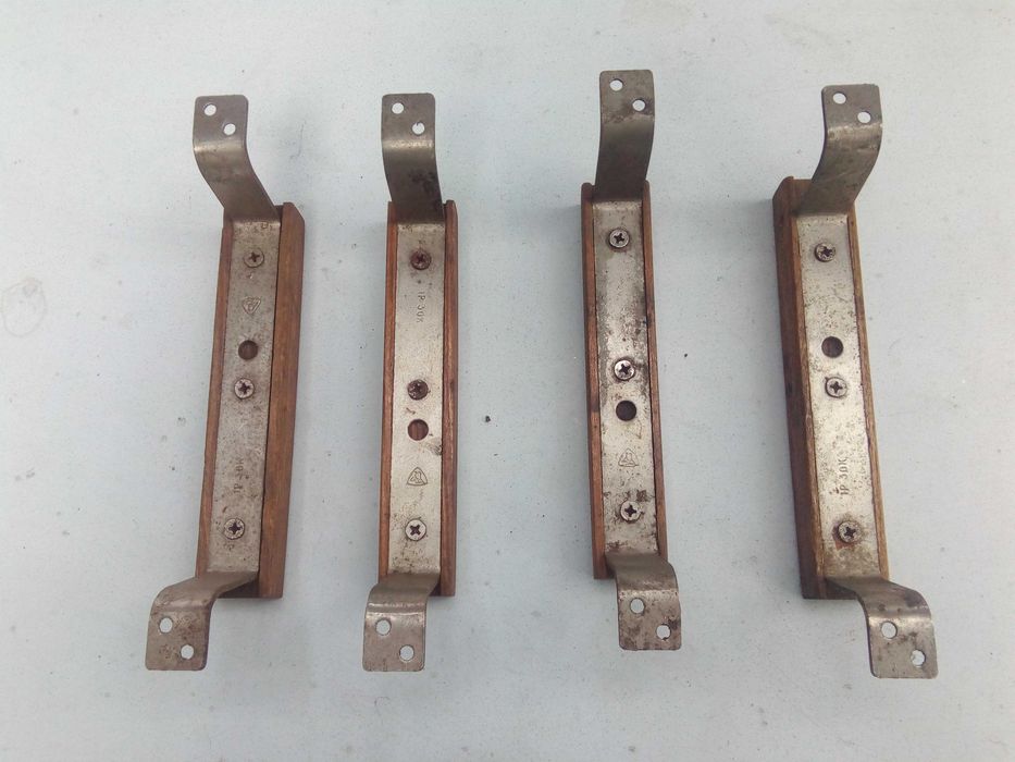 Ручка метало - деревянная на дверь, окно. Пр-во ссср. новая. 4 шт.