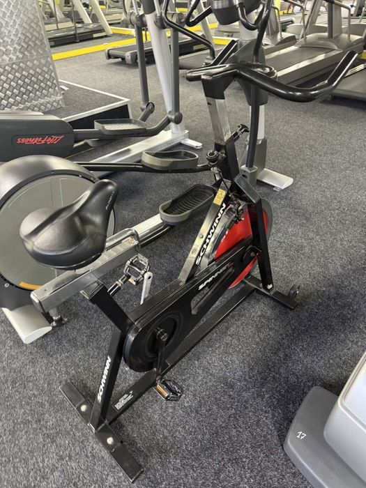 Вертикальный спин-байк Schwinn IC Elite™, велотренажёр