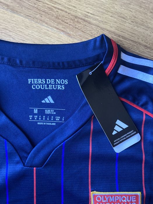 Equipamento lyon 25/26