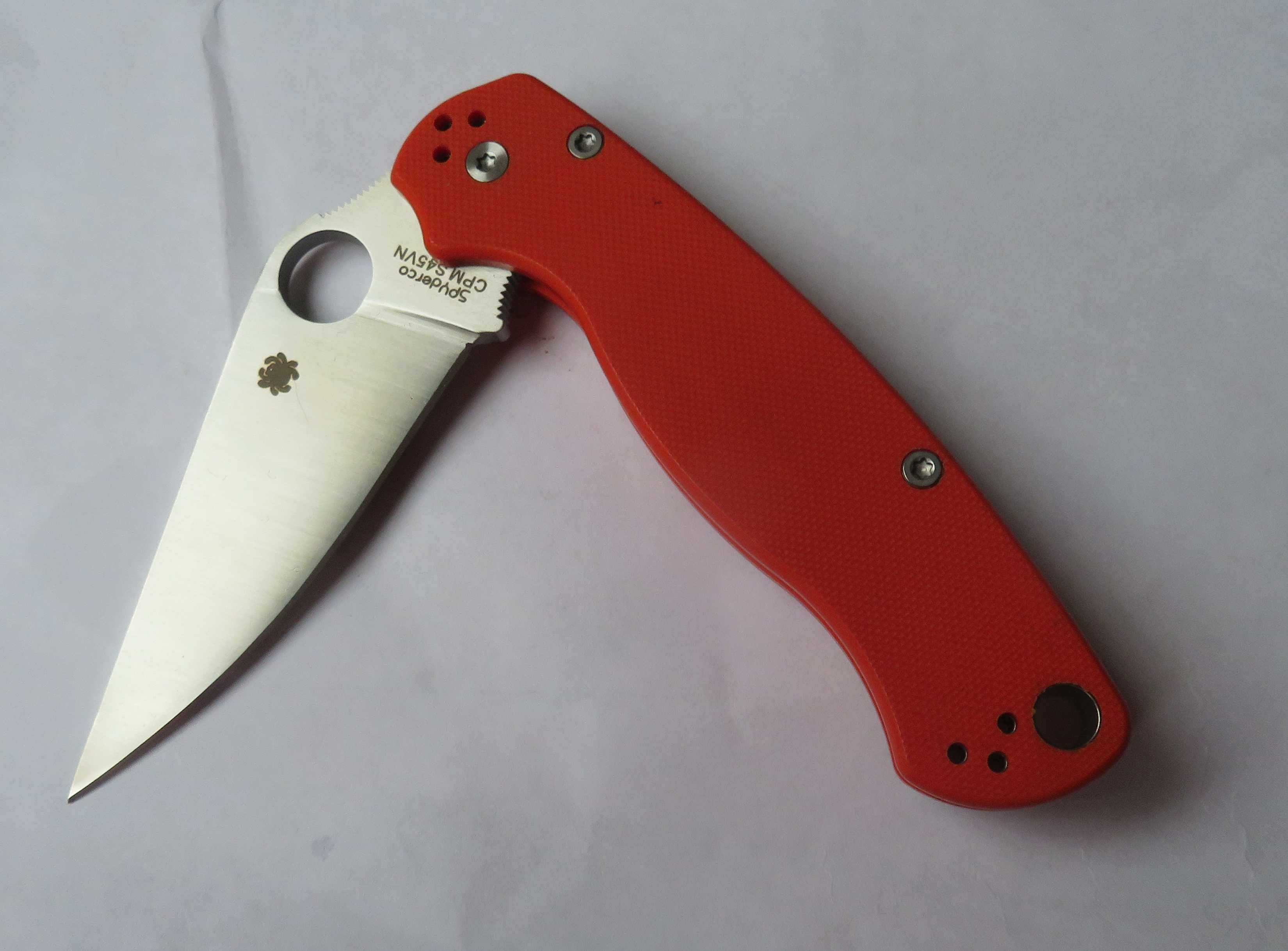 nóż folder spyderco Paramilitary 2 pomarańczowy