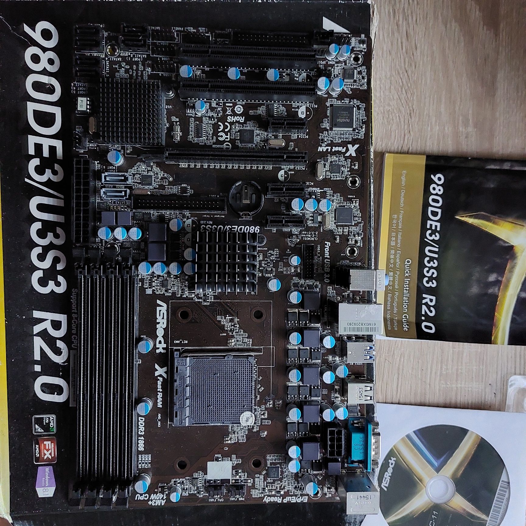 Płyta główna Asrock 980DE3/U3S3 slot am3+ niesprawna