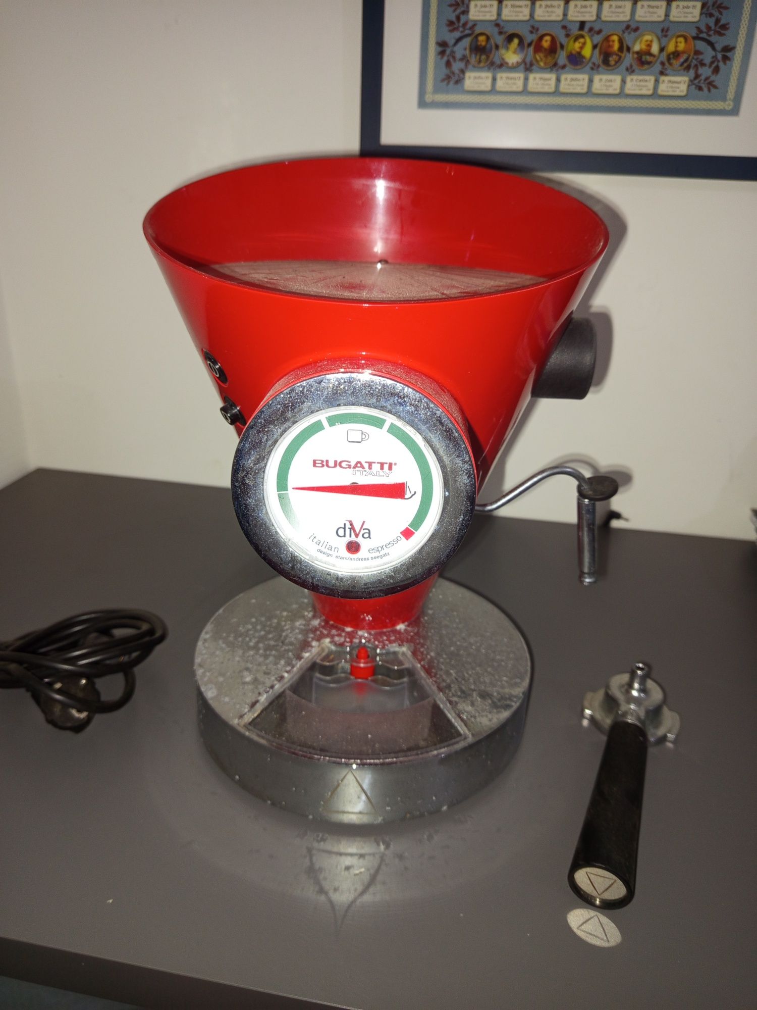 Máquina de café colecionável da Bugatti
