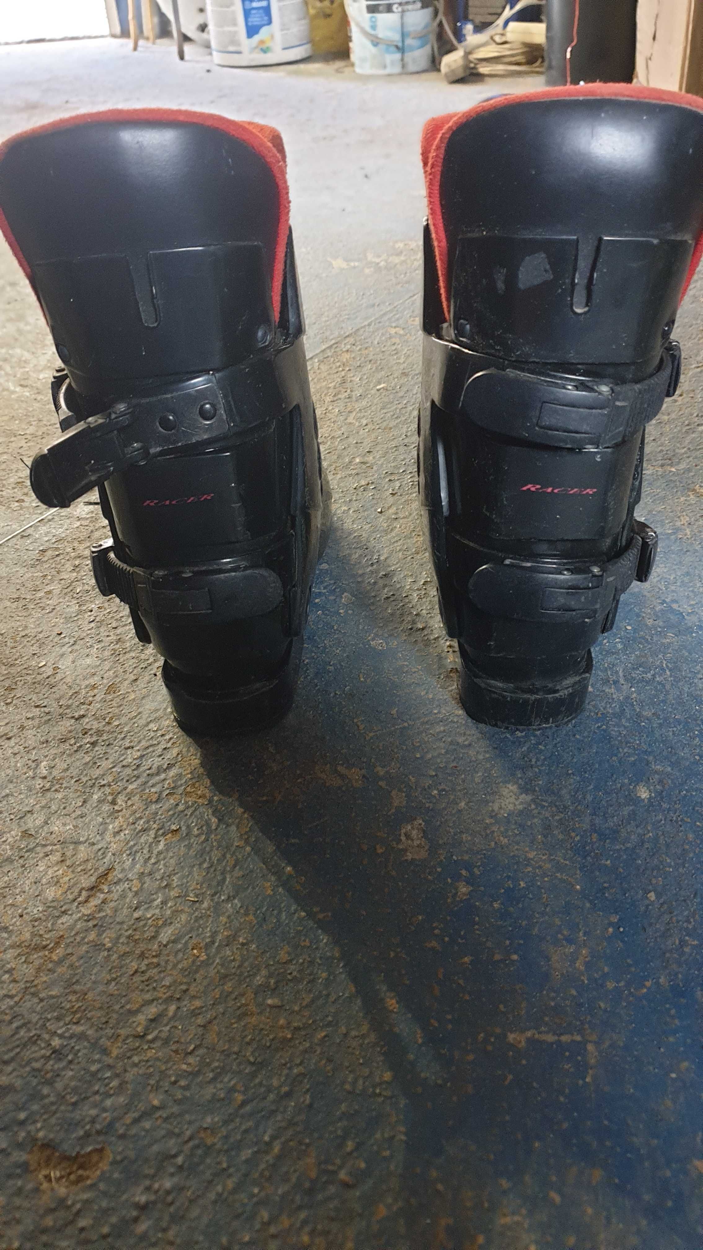 Buty narciarskie dziecięce