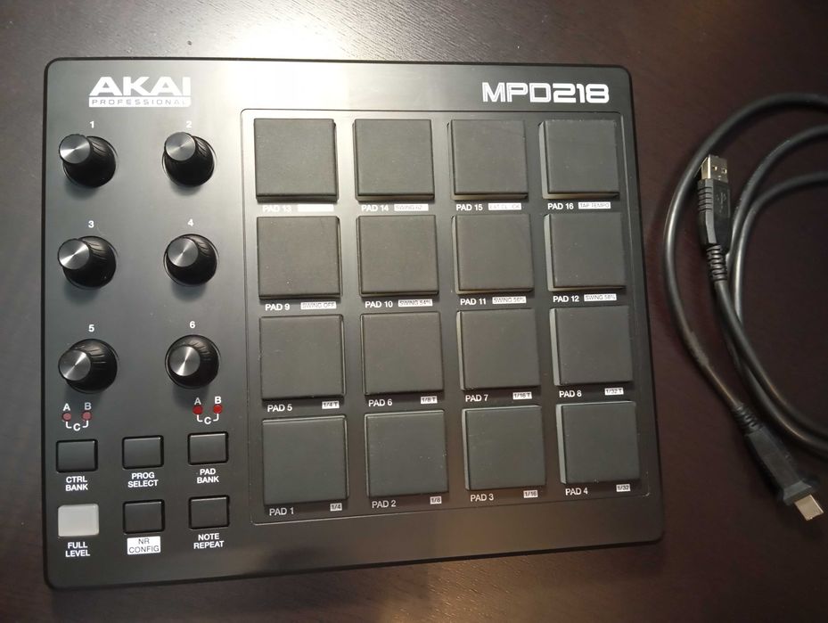 MPD 218 Akai (como novo)