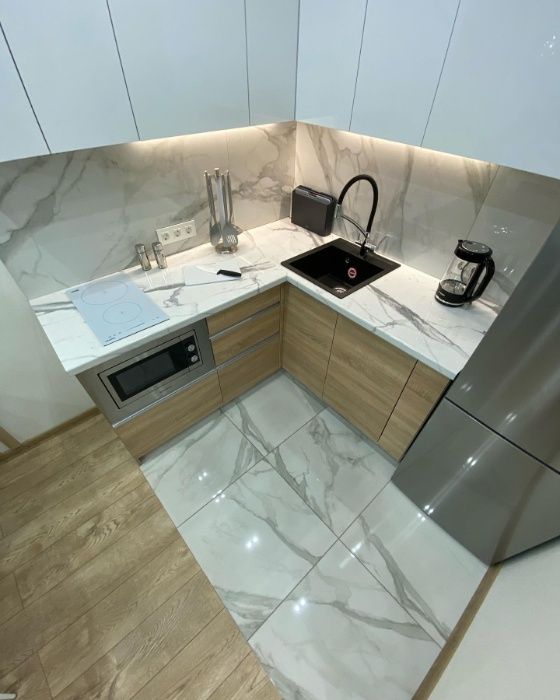 LOFT- APART Квартира Подобово навпроти ТЦ МАНУФАКТУРА,вул.Фабрична, 11