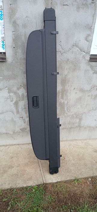 Продам задню шторку з аулі Q7