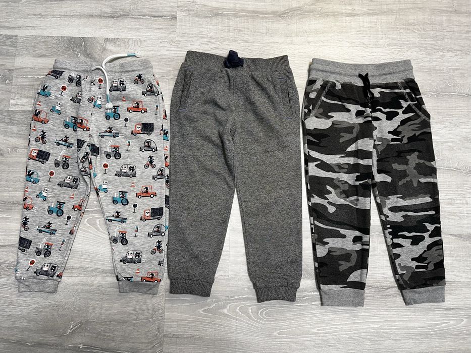 Большой пакет одежды на мальчика 3-4года