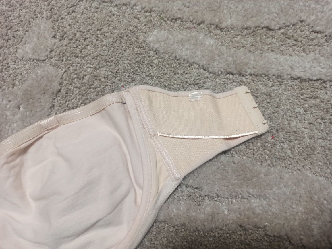 65F F next strapless samonośny opaska stanik