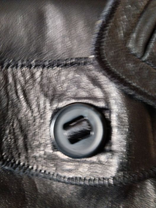 шкіряна куртка 54/56 розміру